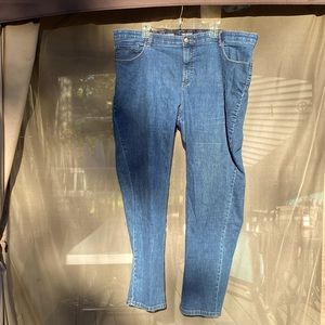 Lee comfort stretch jeans, 24 medium.